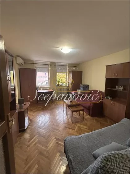 Podbara | 4zida.rs