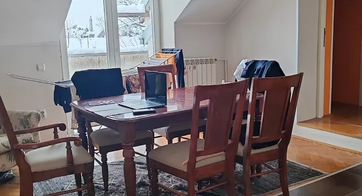 Šestosoban stan | 4zida