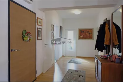 Južni Bulevar | 4zida.rs