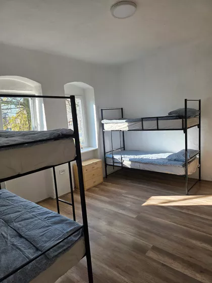 Šimanovci | 4zida.rs