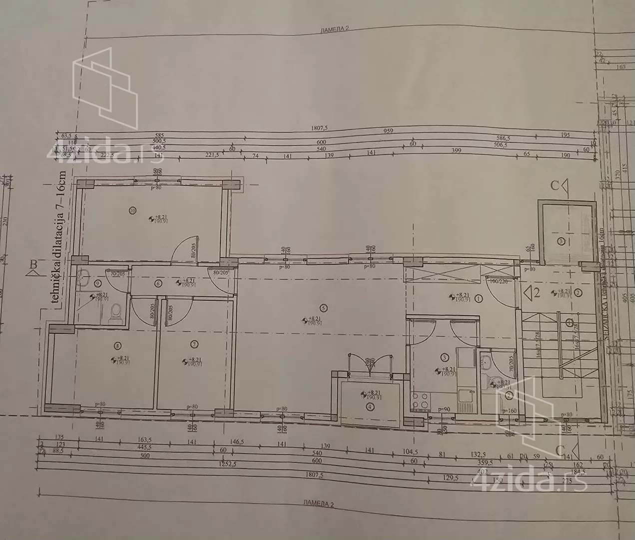 Troiposoban stan | 4zida