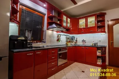 Šantićeva | 4zida.rs