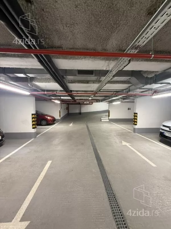 Garaža | 4zida