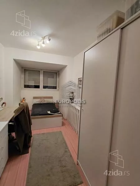 Četvoroiposoban stan | 4zida