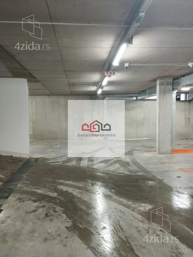 Garaža/Parking | 4zida