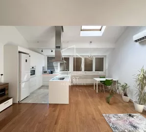 Blok 44 TC Piramida, Novi Beograd, Beograd, 4.0 stan | 4zida.rs