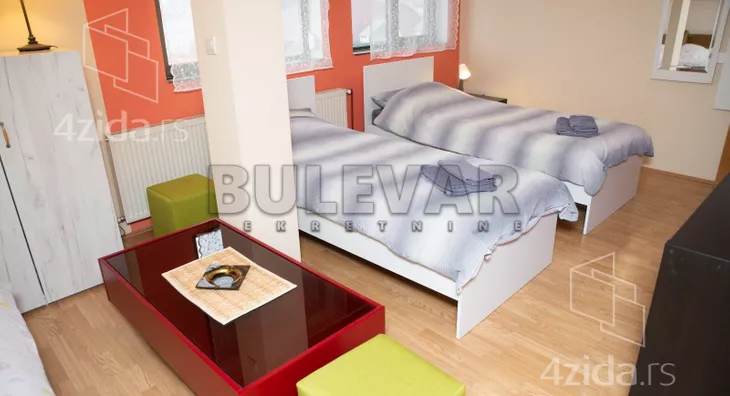 3-etažna kuća | 4zida