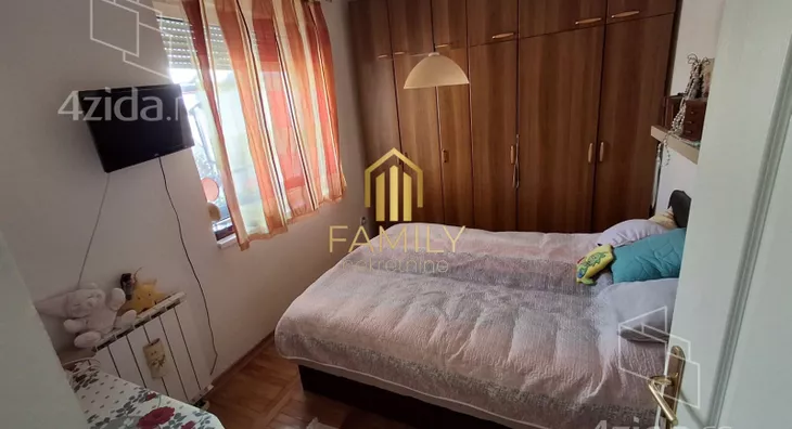 Petosoban stan | 4zida