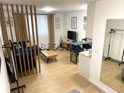 Surcinski Put | 4zida.rs