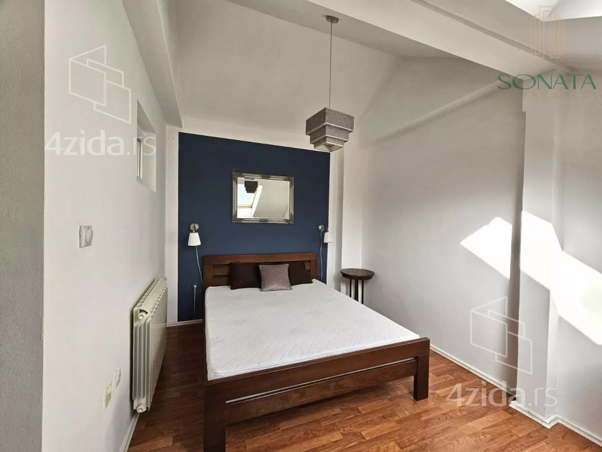 Troiposoban stan | 4zida