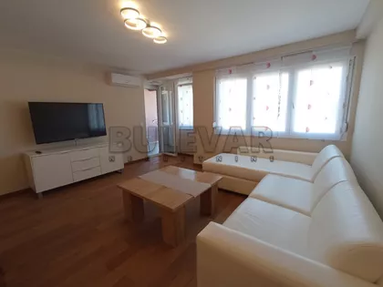 Tome Rosandića | 4zida.rs