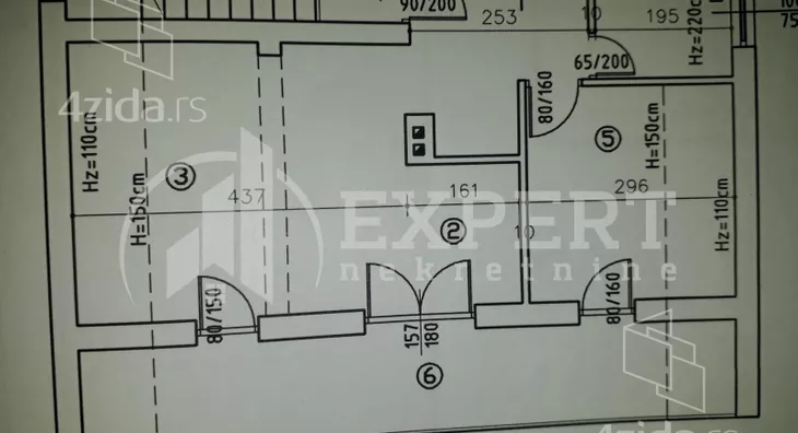Jednoiposoban stan | 4zida