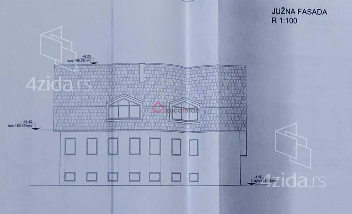Poslovna zgrada | 4zida