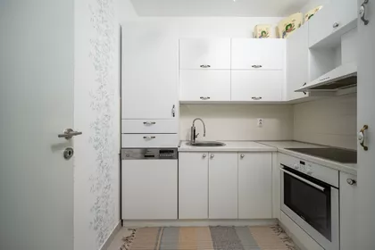 Huga Badalića 5 | 4zida.rs