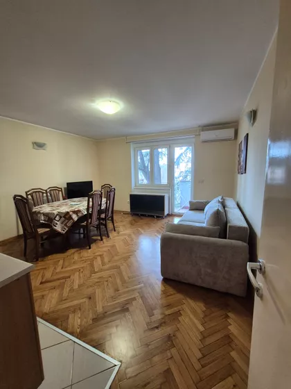 Gradske lokacije | 4zida.rs