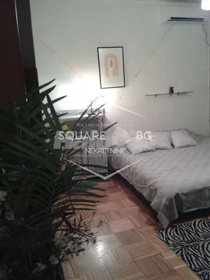 Ustanička | 4zida.rs