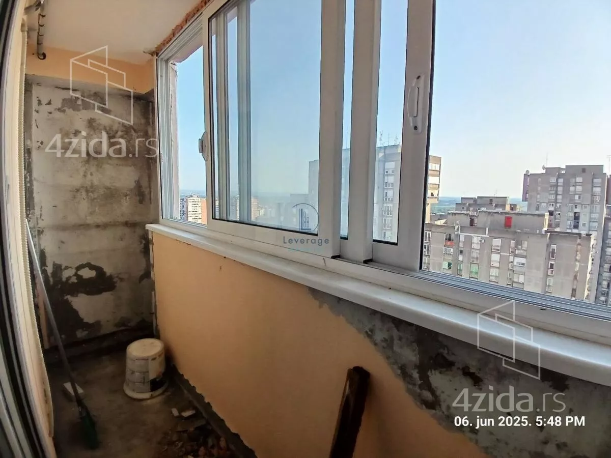 Četvoroiposoban stan | 4zida