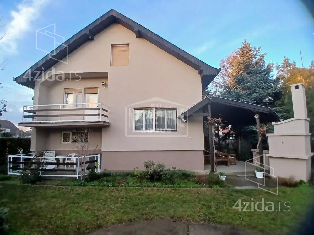 Kuća | 4zida