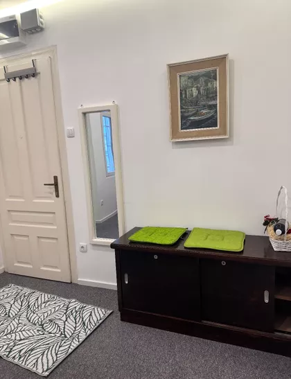 Skupština | 4zida.rs