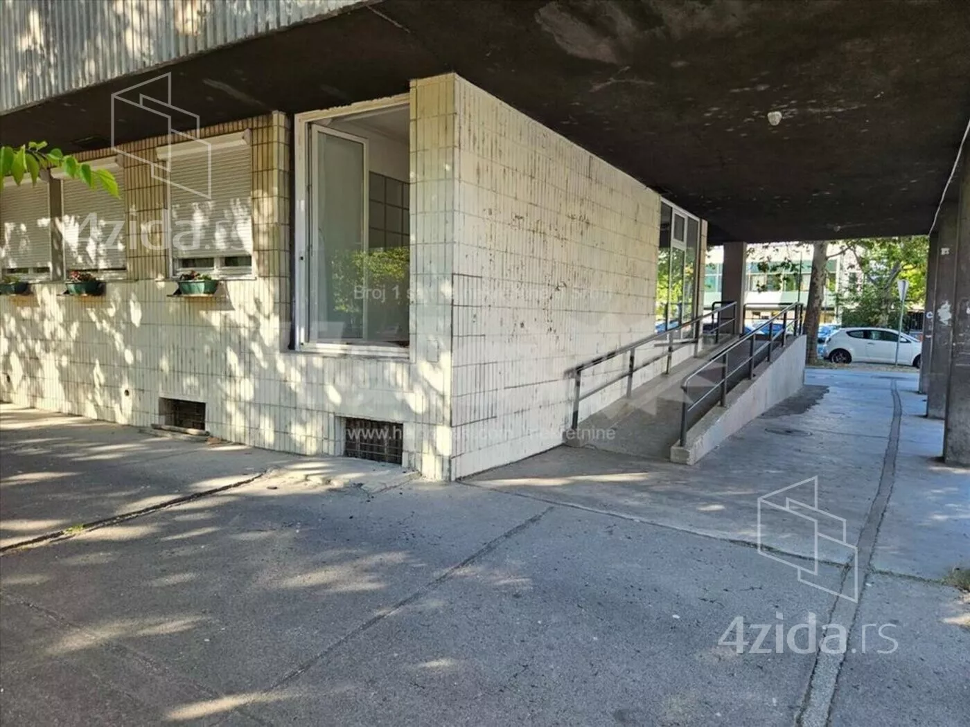 Poslovni prostor | 4zida
