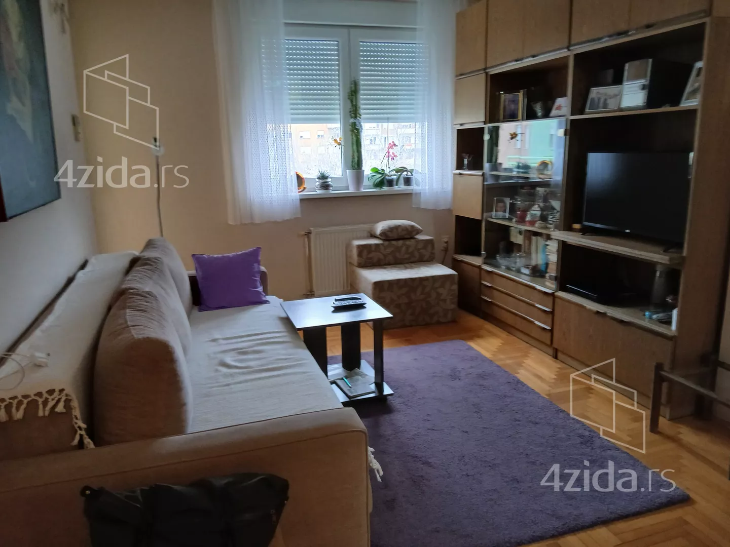 Jednoiposoban stan | 4zida