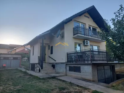 Popovica | 4zida.rs