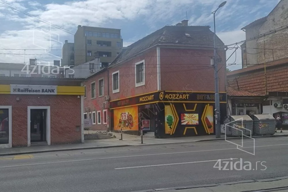 Lokal | 4zida