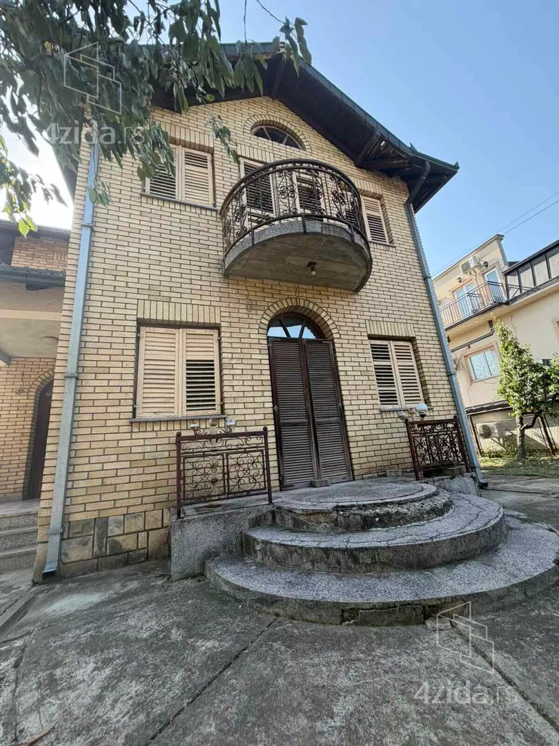 2-etažna kuća | 4zida