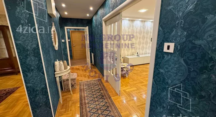 Petosoban stan | 4zida