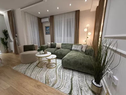 Orlovićeva | 4zida.rs