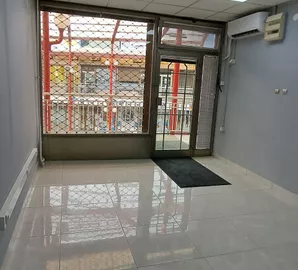 Banovo Brdo, Čukarica, Čukarica opština, Beograd, lokal | 4zida.rs