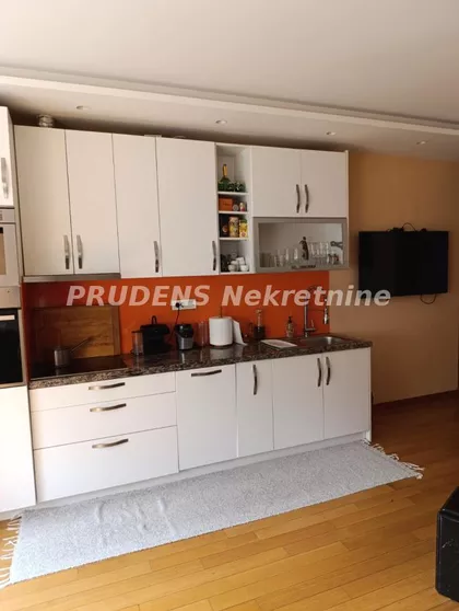 Hajduk-Veljkov venac | 4zida.rs