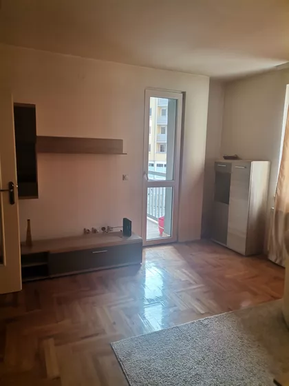 Branka Krsmanovića 12G | 4zida.rs