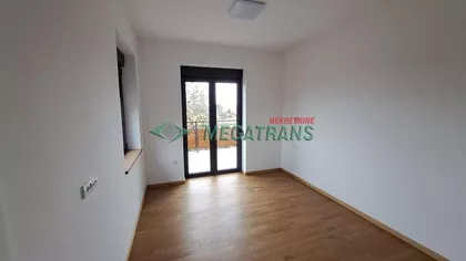 Dr Ketrin Mekfel | 4zida.rs