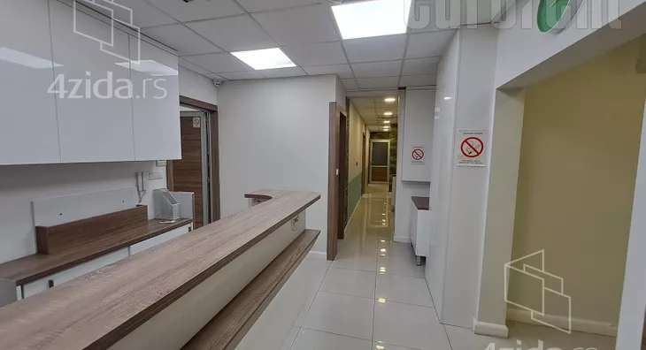 Poslovni prostor | 4zida