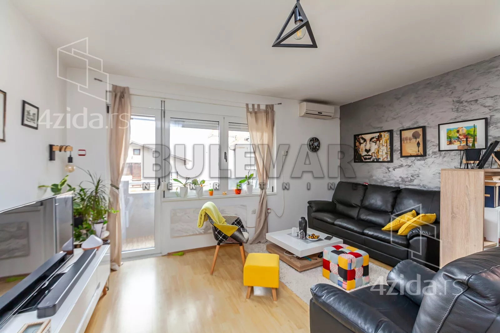 Troiposoban stan | 4zida