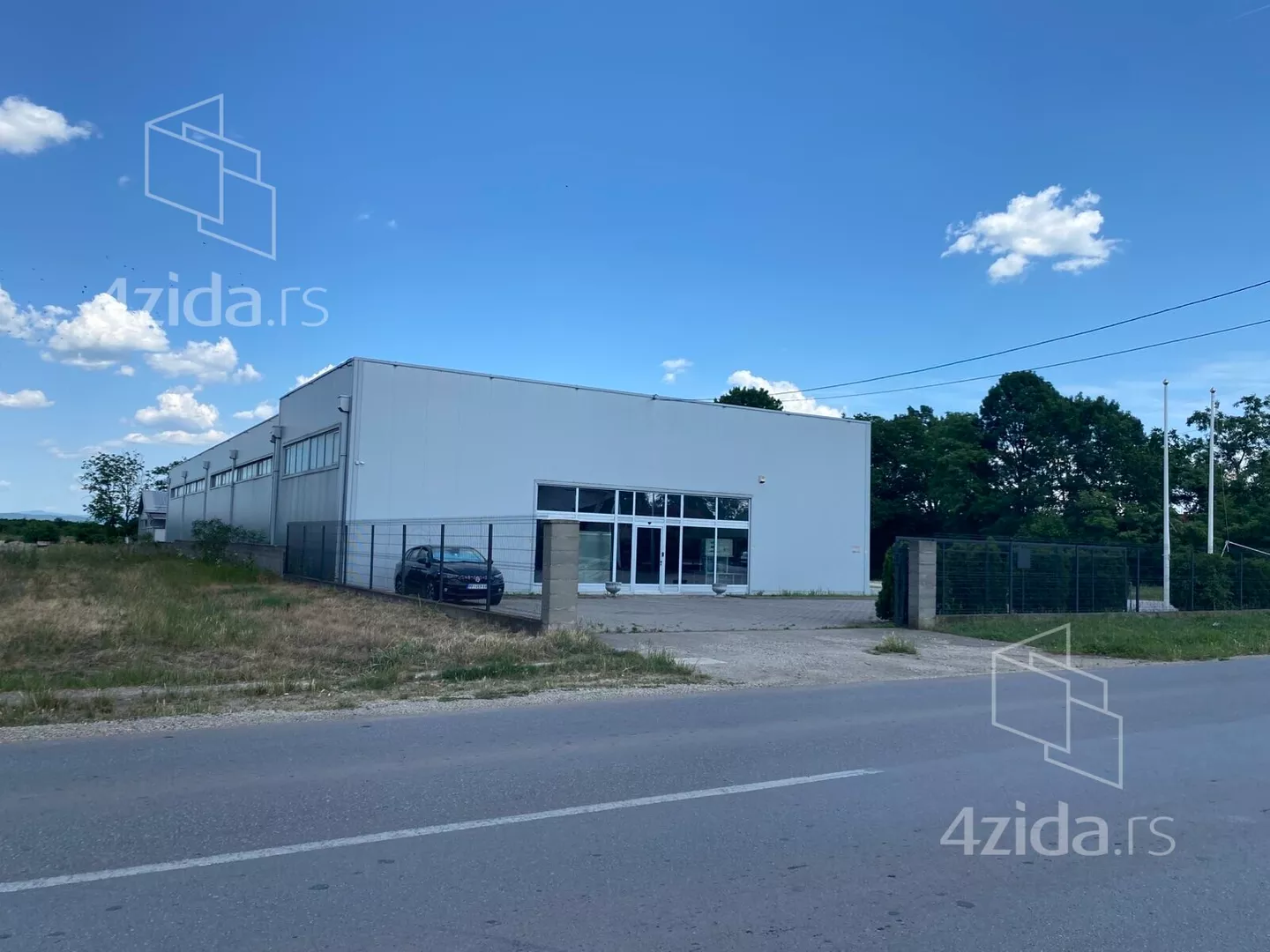 Hala | 4zida