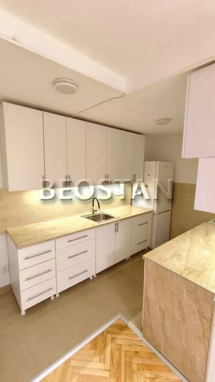 Marka Celebonovica | 4zida.rs