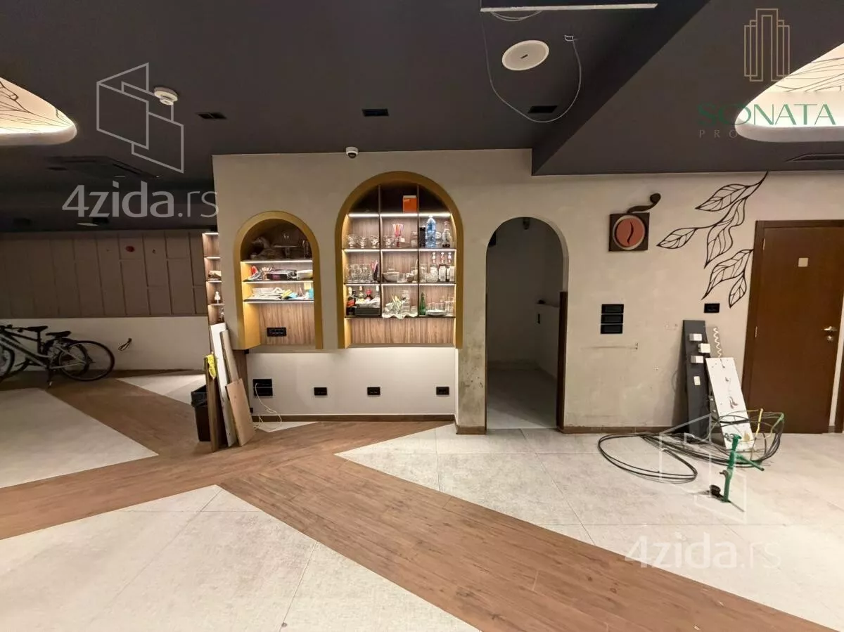 Lokal | 4zida