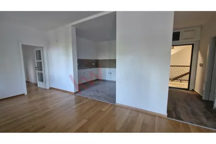 Vase Stajića | 4zida.rs