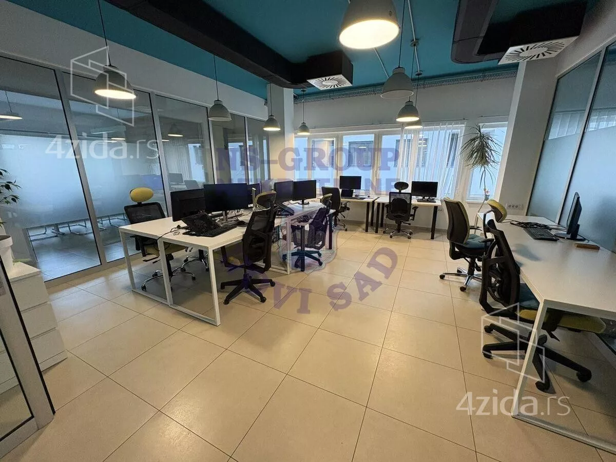 Poslovni prostor | 4zida