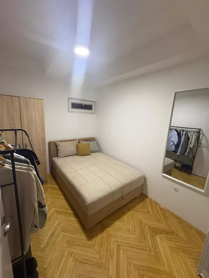 Zmaj Jovina 26b | 4zida.rs