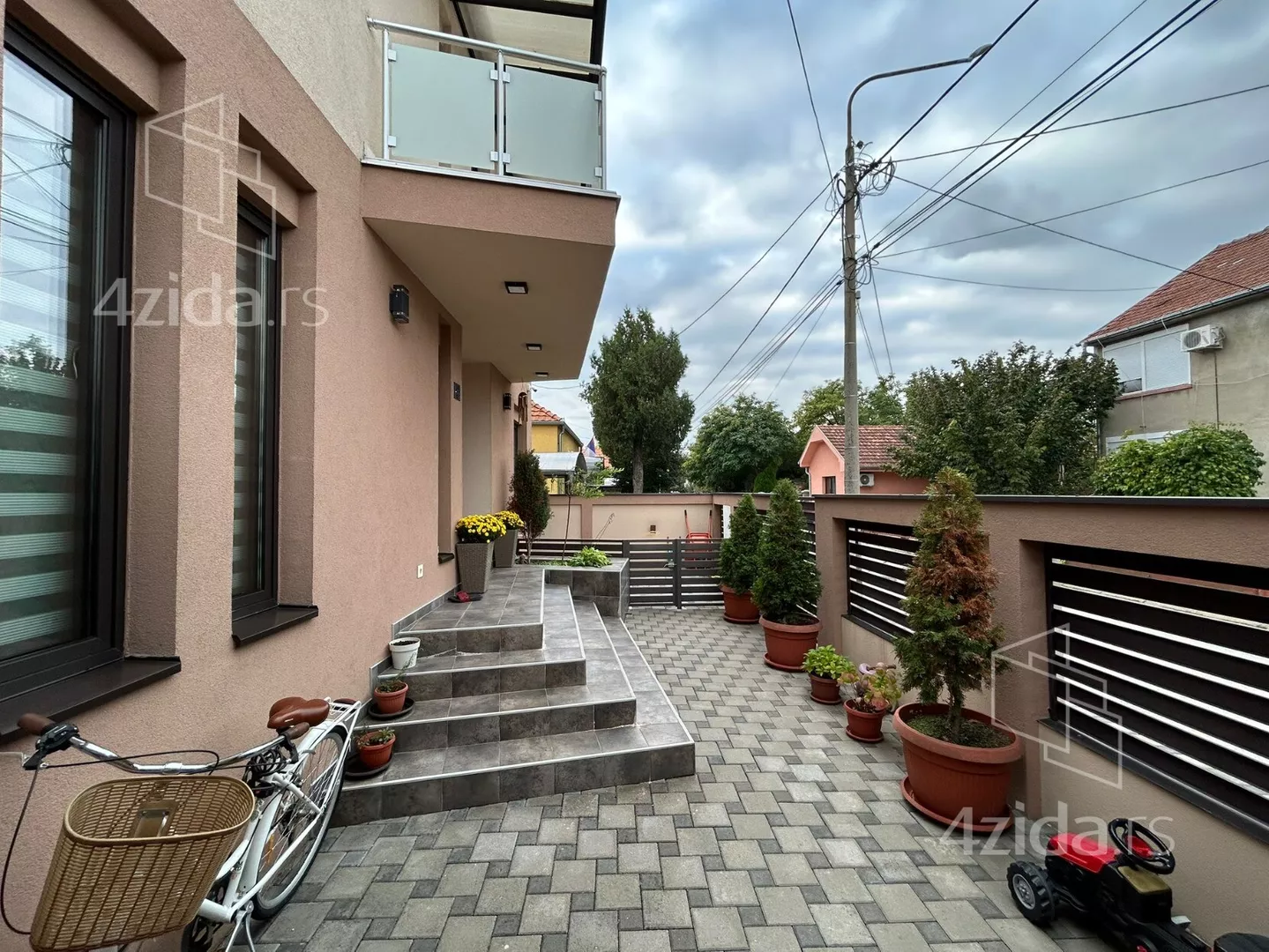 2-etažna kuća | 4zida