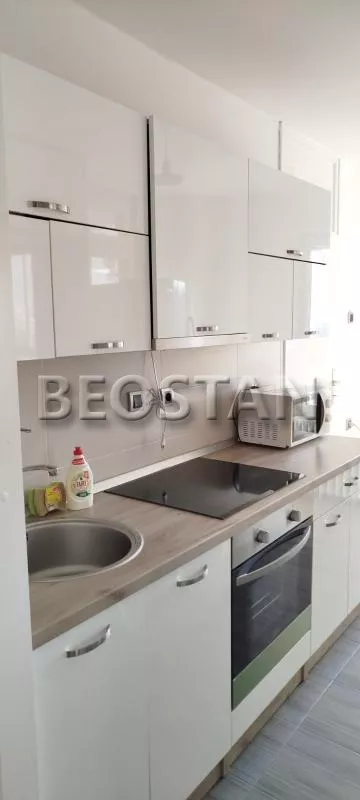 Bulevar Arsenija Carnojevica | 4zida.rs