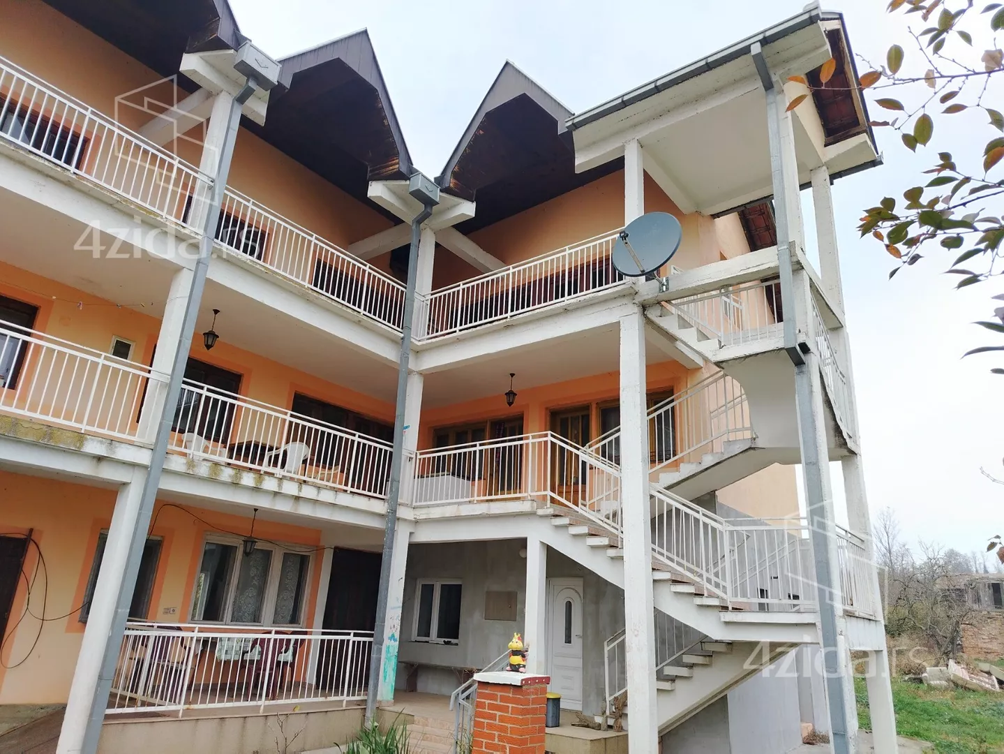 3-etažna kuća | 4zida