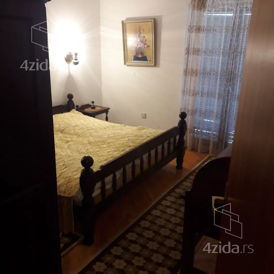 3-etažna kuća | 4zida