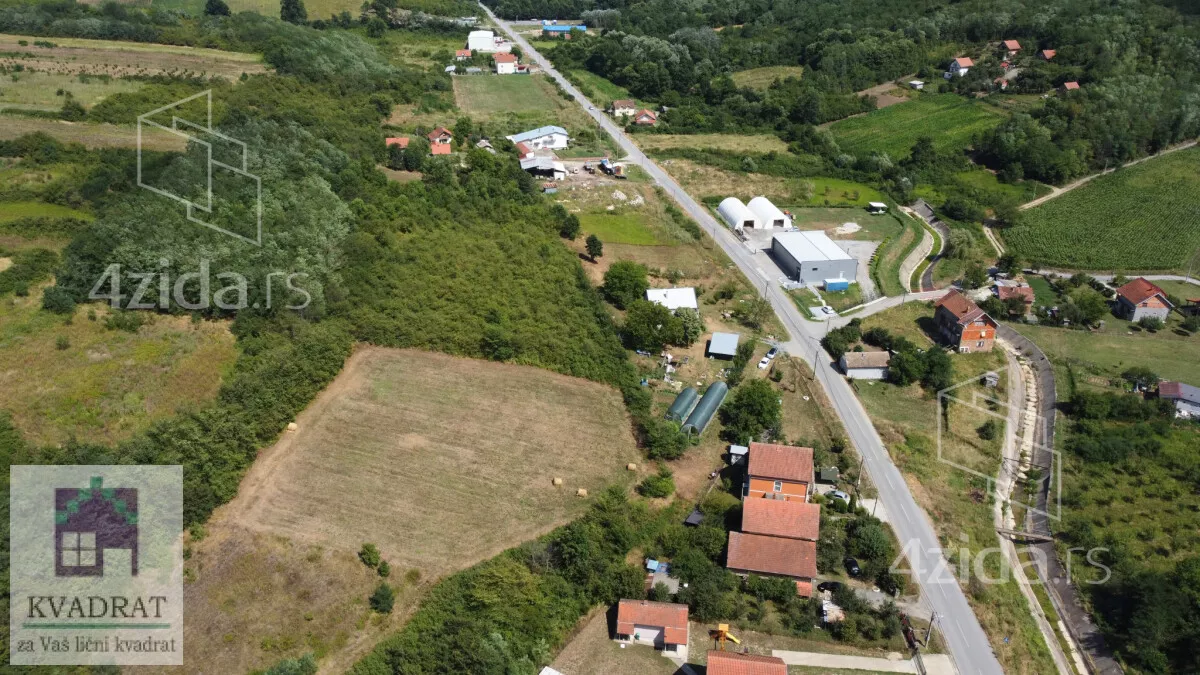 Plac | 4zida