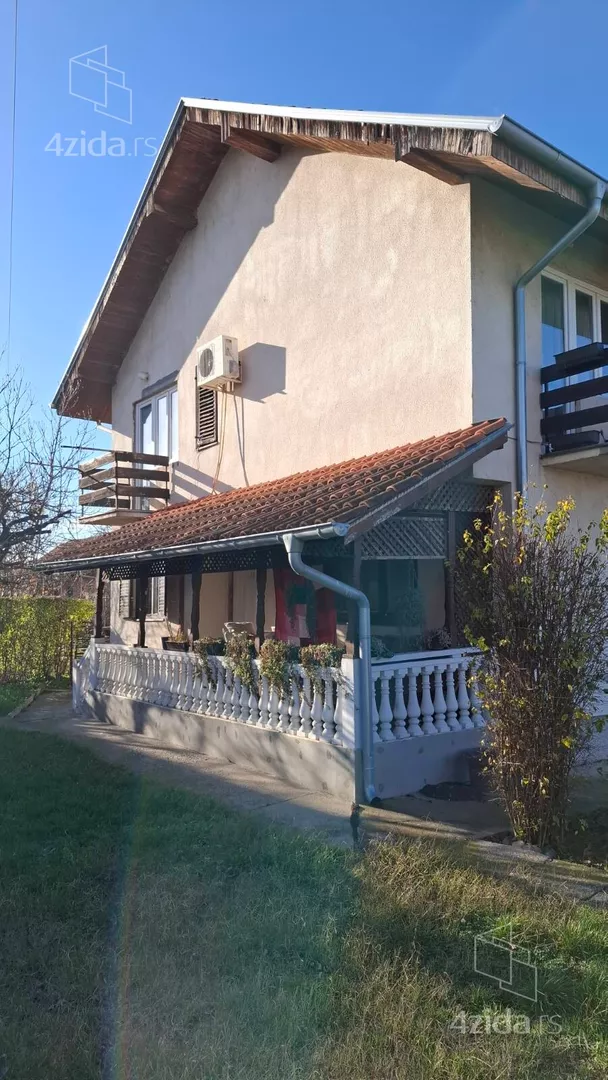 3-etažna kuća | 4zida