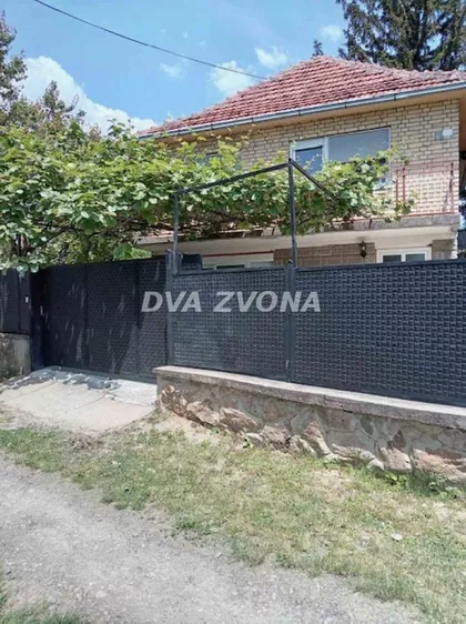 Čortanovci | 4zida.rs