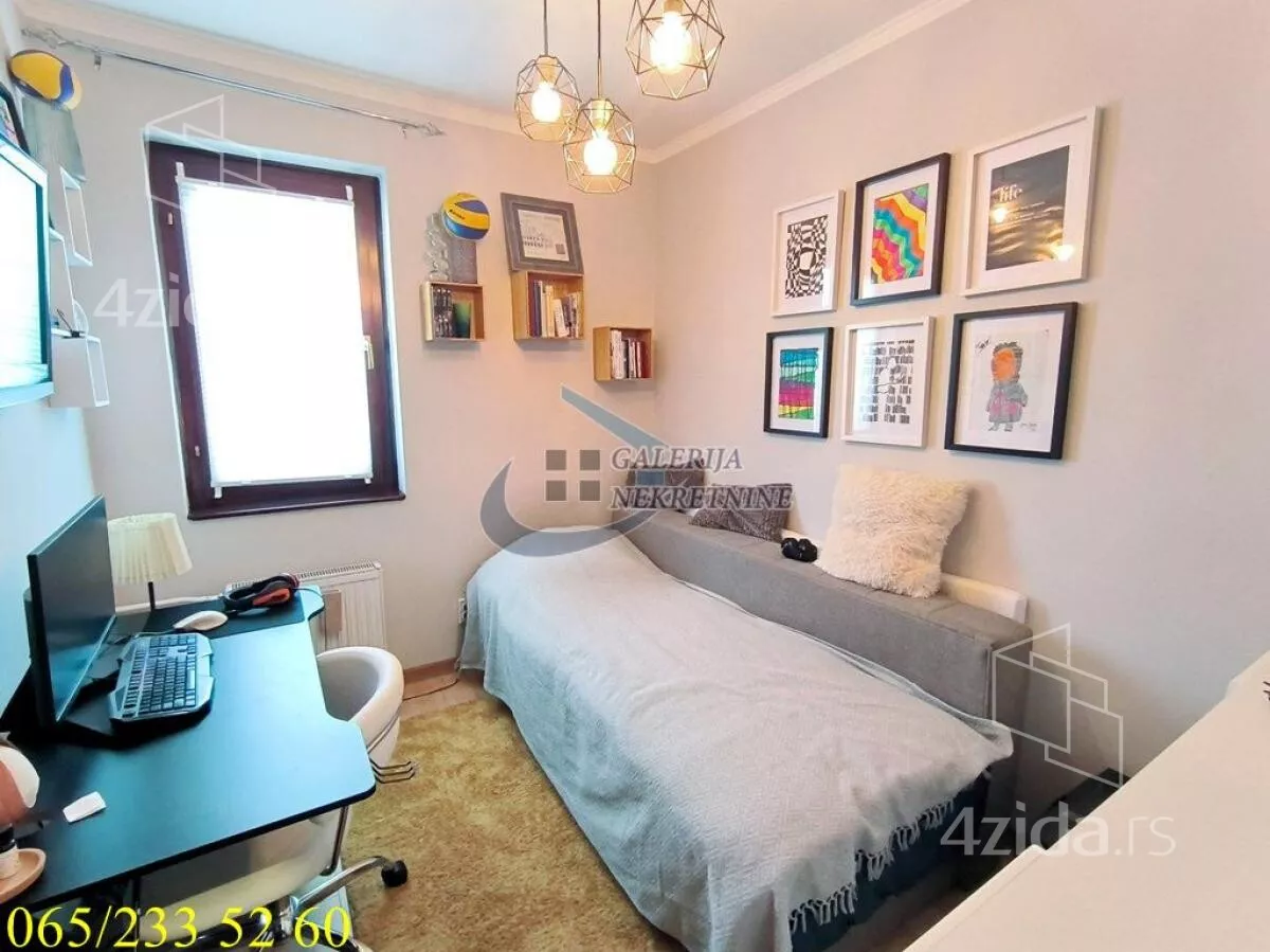 Dvoiposoban stan | 4zida